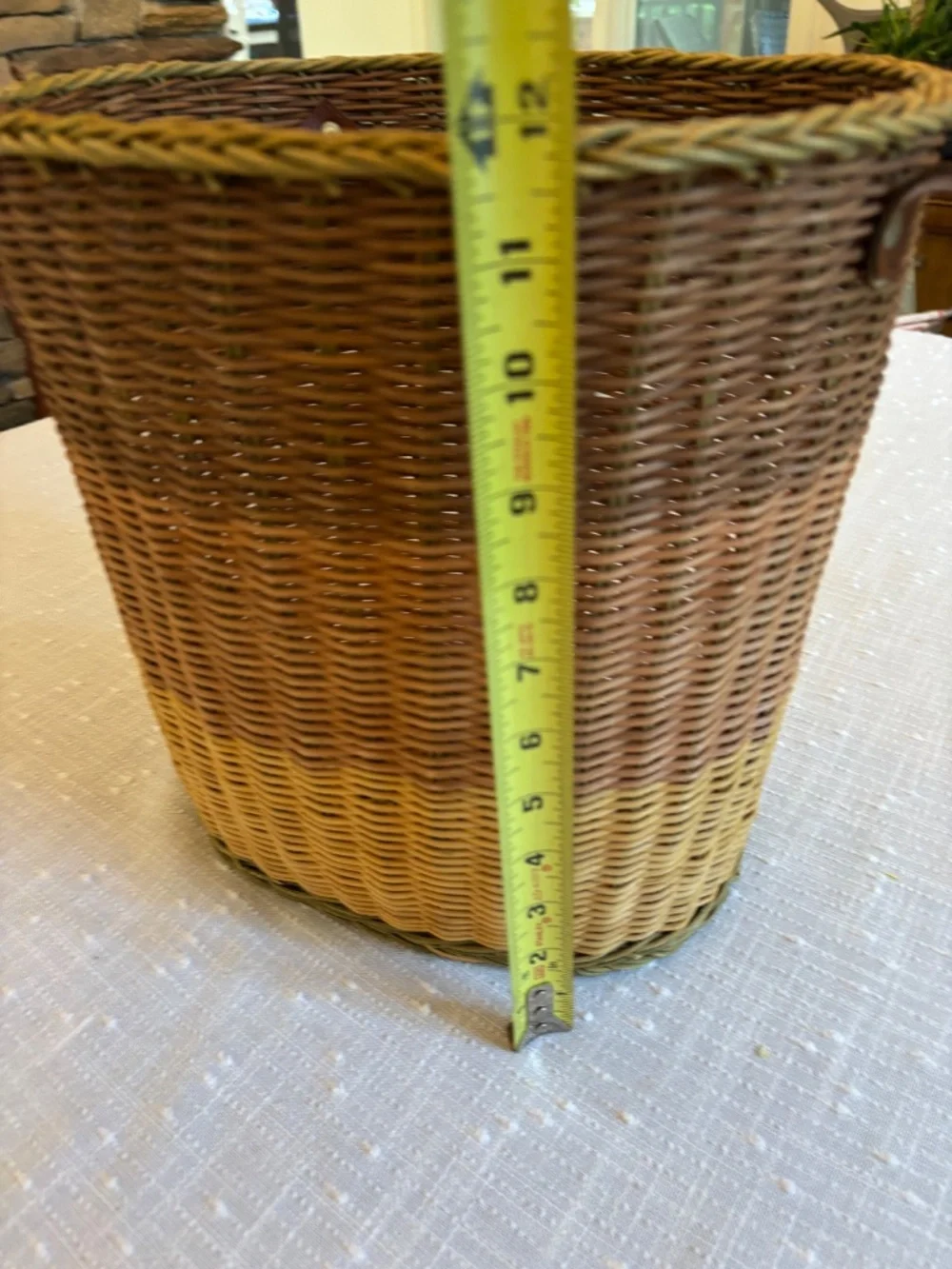 Beautiful ombré basket with leather handles